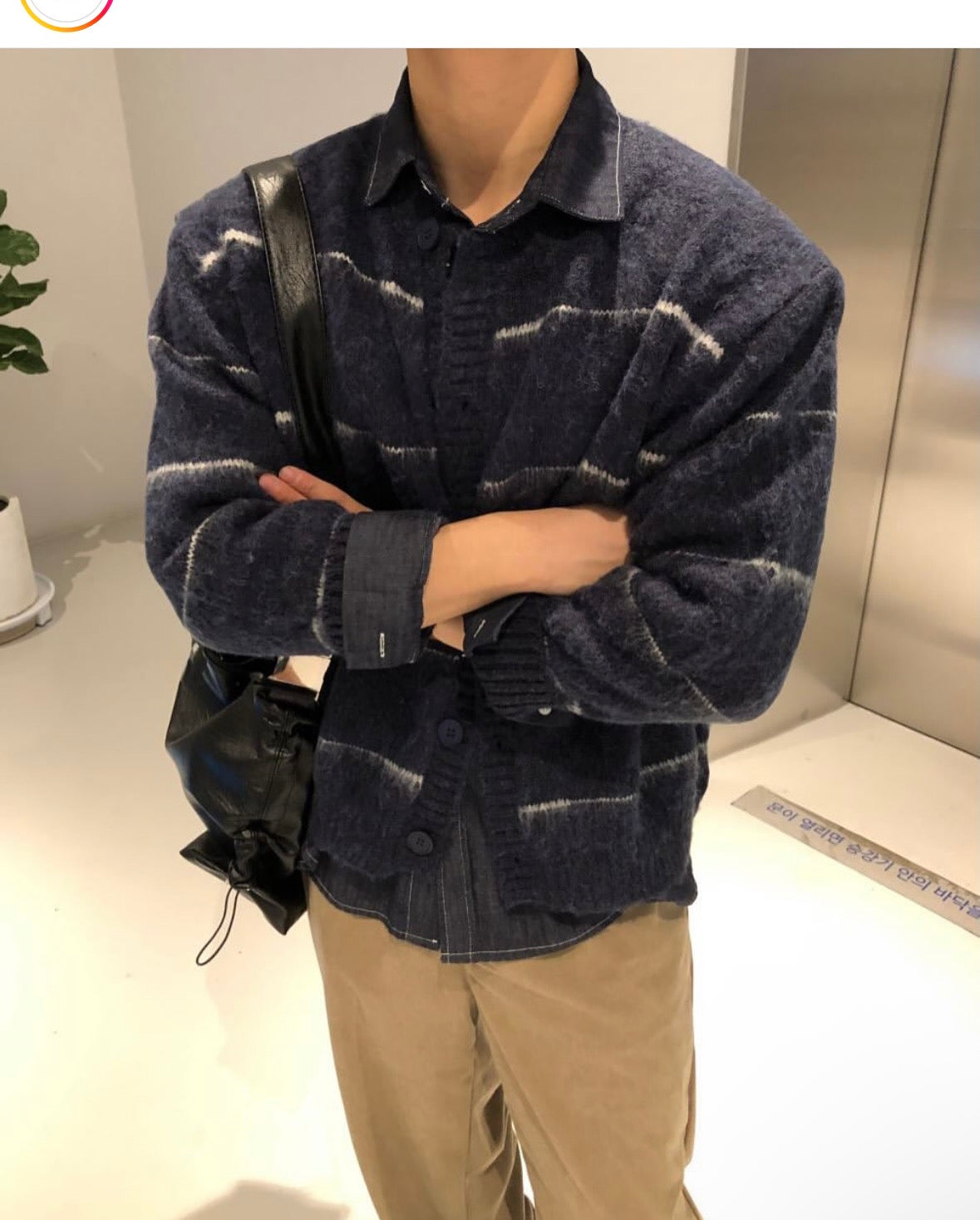 橫間鈕扣柔軟馬海毛冷衫