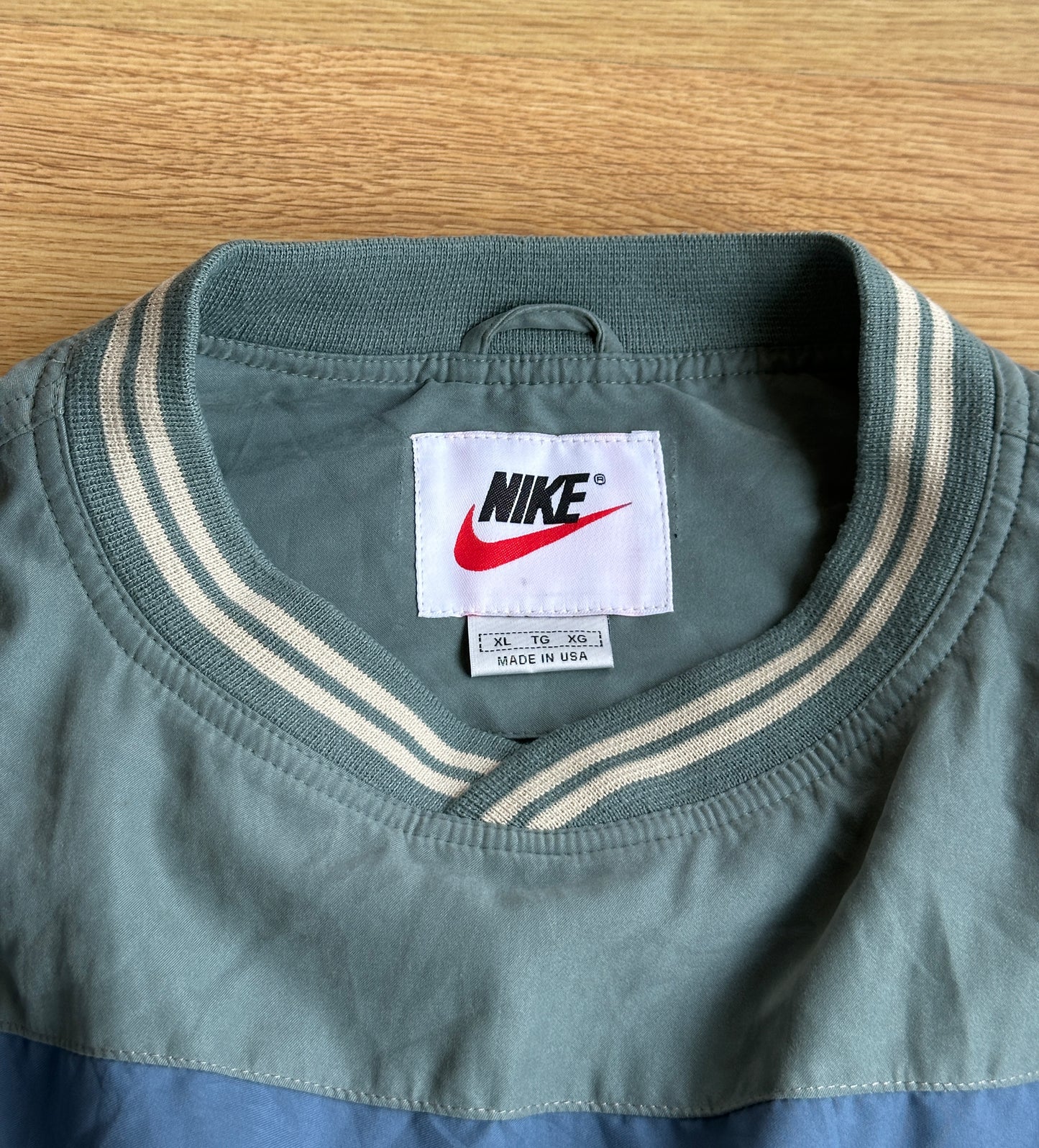 Vintage Nike pullover