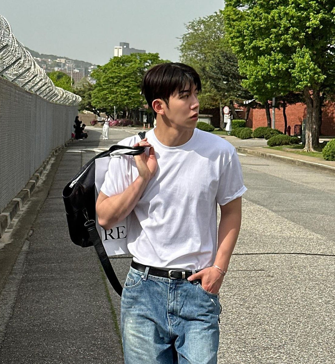 「素T首選！」韓式修身純色短袖