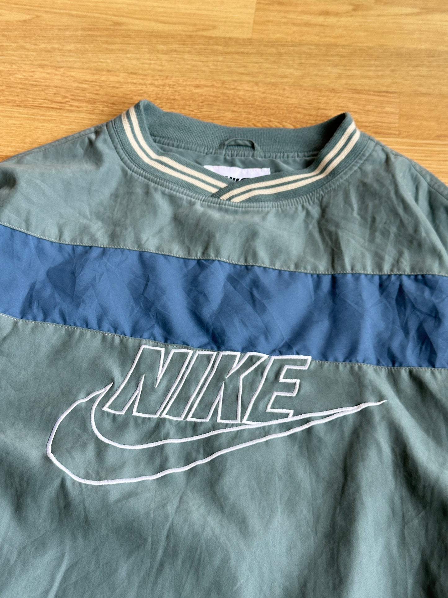 Vintage Nike pullover