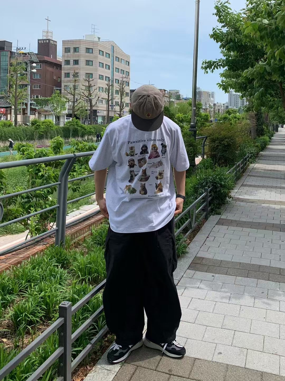 Pawsitive vibes only 貓貓印花短袖
