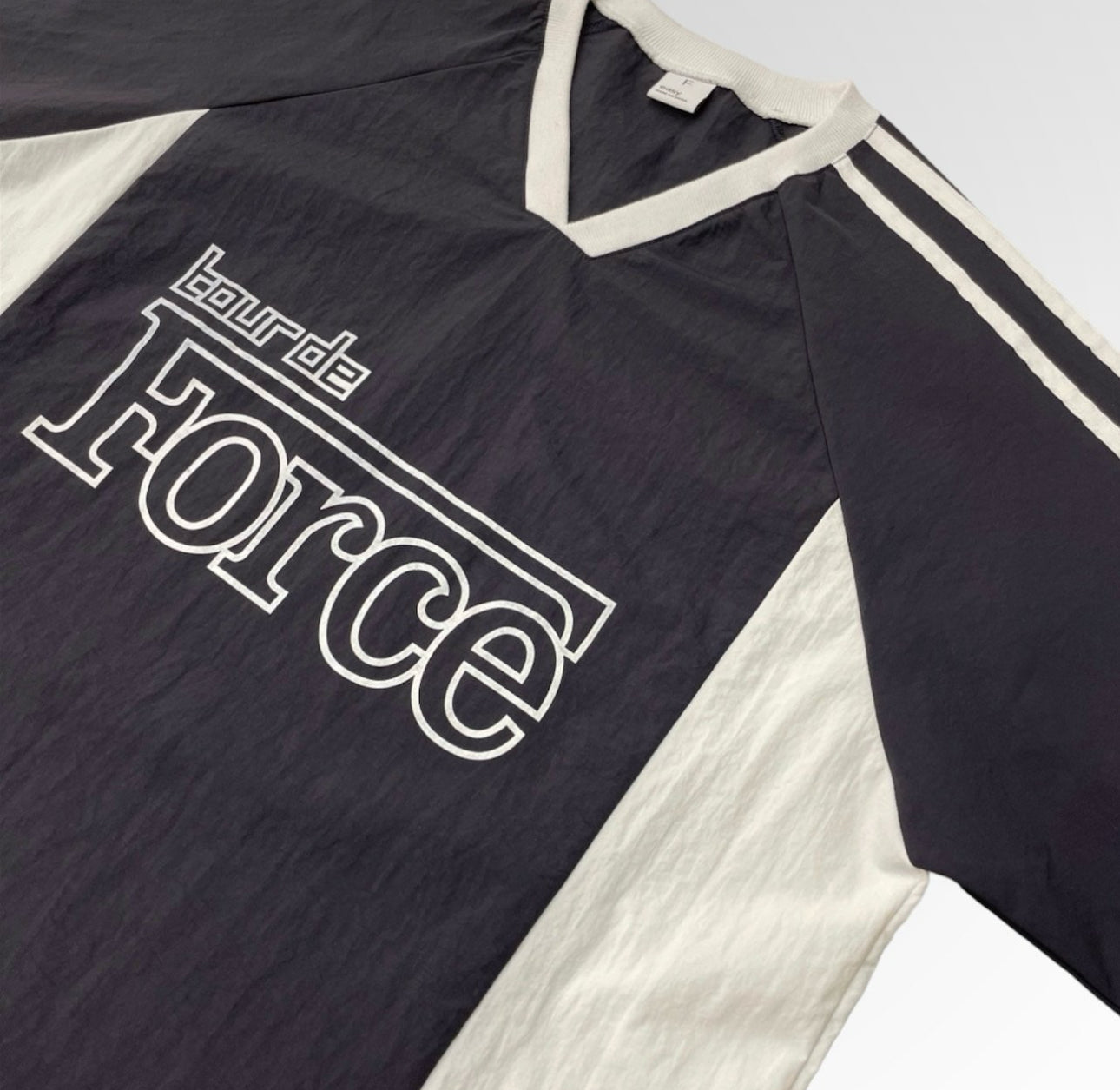 Force 尼龍質地短袖(男女同款!)