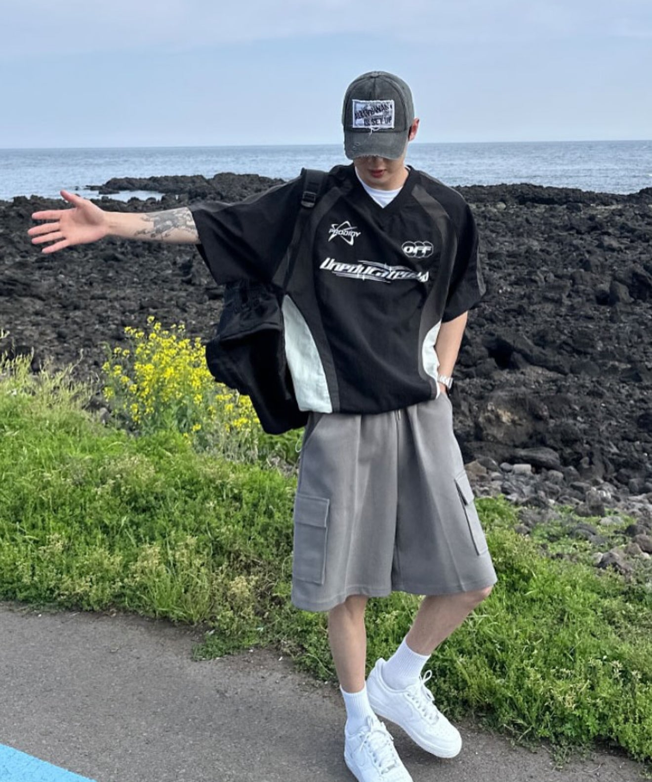 OFF 尼龍材質運動風短袖