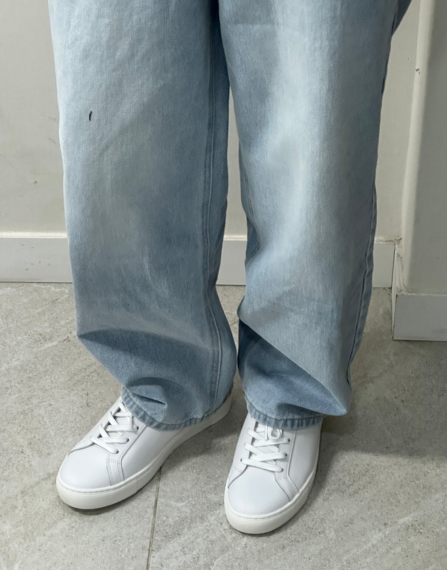 韓式百搭白鞋!型男必備~