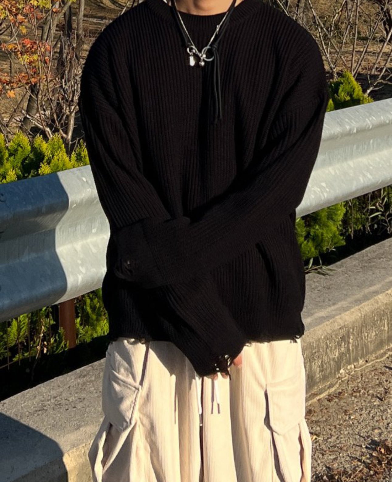 圓領針織破洞毛衣!