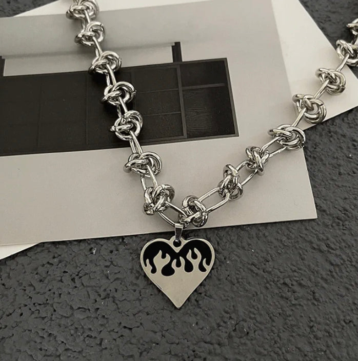Retro Heart Necklace