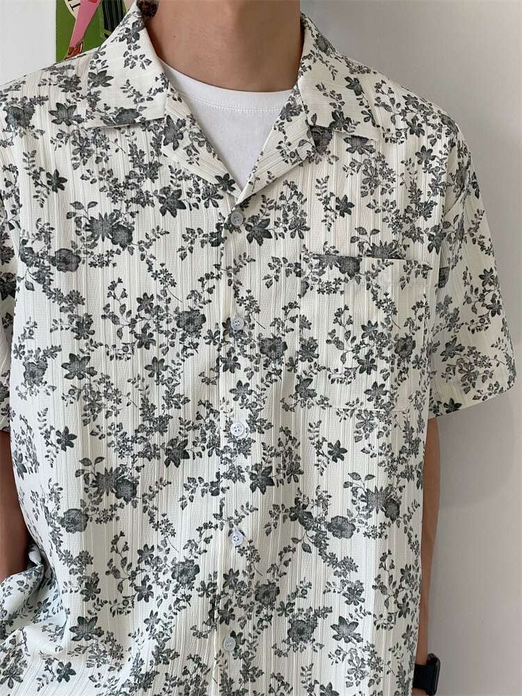 Pattern printed shirt