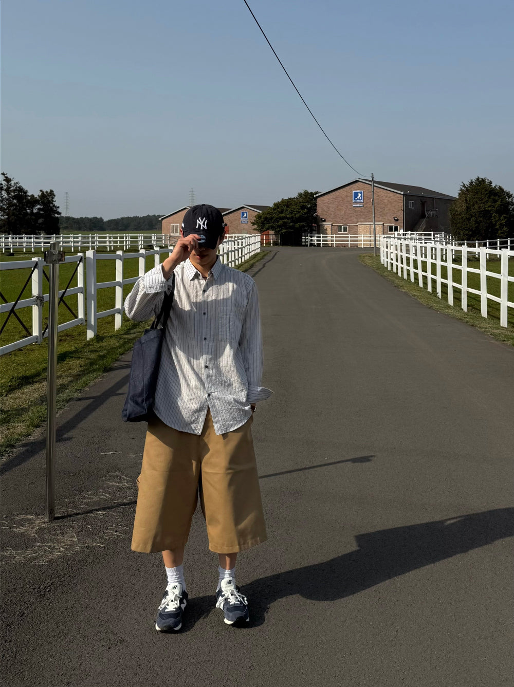 四季皆可穿！泡泡棉短款條紋恤衫｜3色入