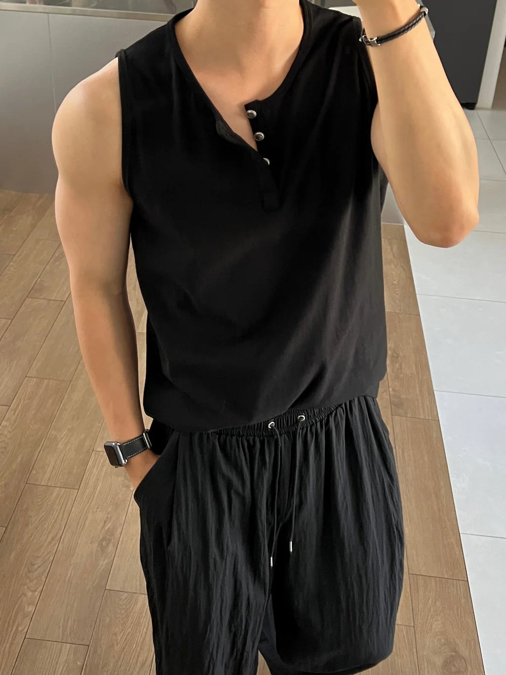 Gym Bro系列🏋️線條鈕扣坎肩背心｜3色入