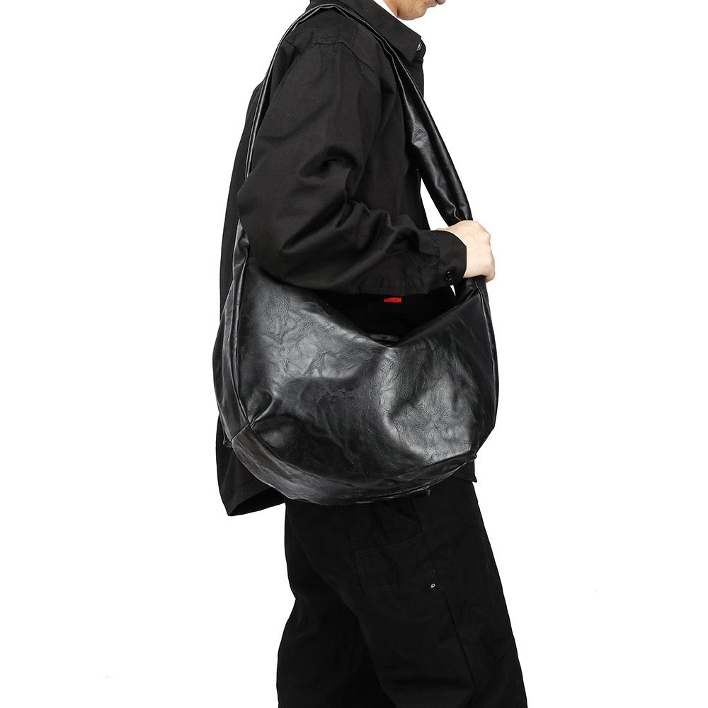 [新款] 韓系裂紋理軟皮革斜孭袋