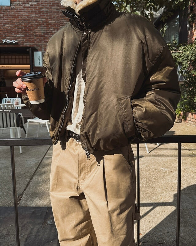 款式超靚！毛絨粒翻領短版拉鏈外套｜2色入