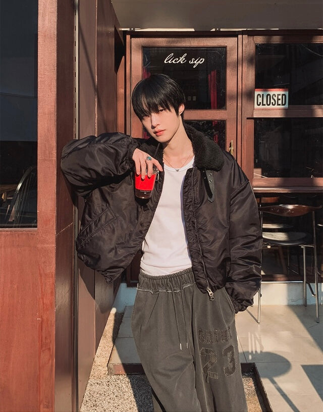 款式超靚！毛絨粒翻領短版拉鏈外套｜2色入