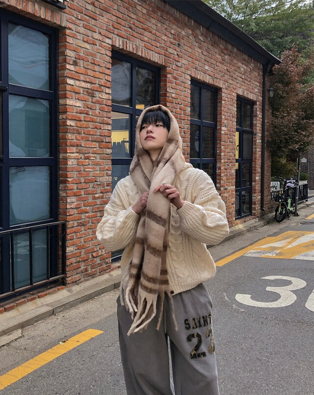 冬日感MAX！牛角扣麻花開胸針織外套｜3色入