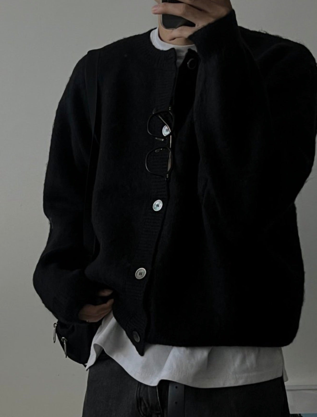 [含11%羊毛]柔軟半剪裁馬海毛純色針織衫