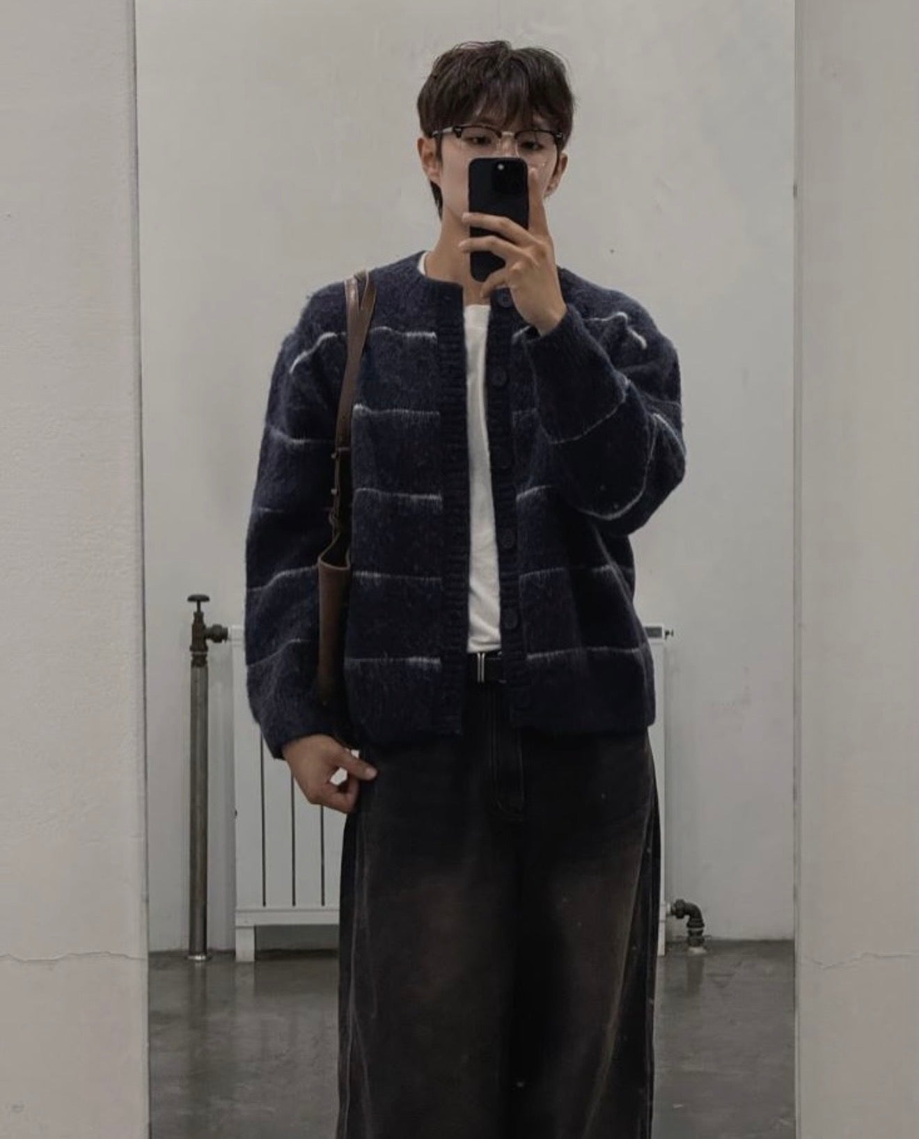 橫間鈕扣柔軟馬海毛冷衫