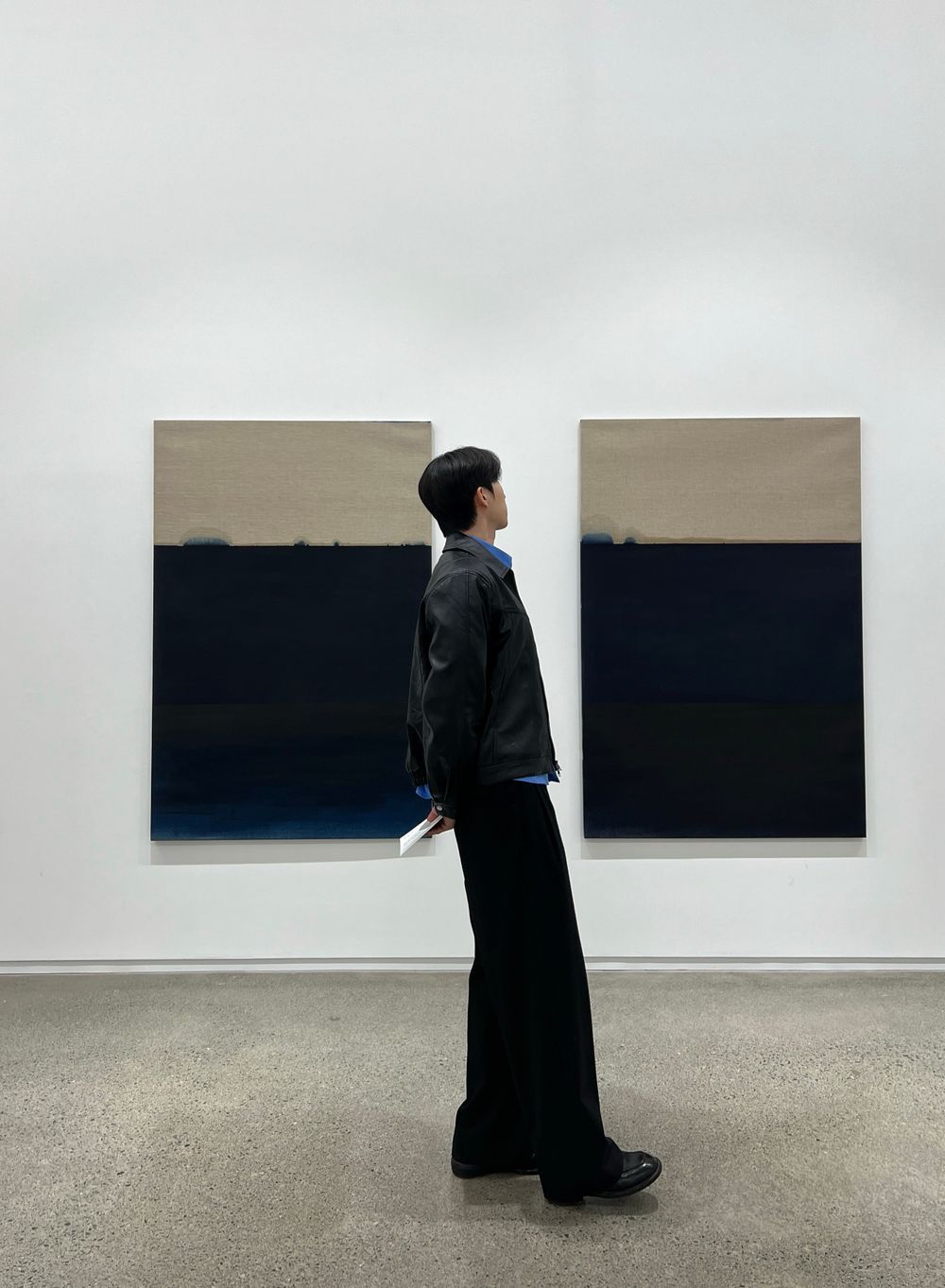 低調光澤感！植物性純素寬鬆短皮褸｜2色入