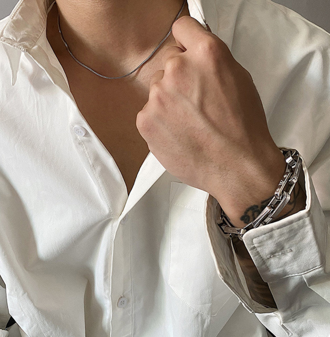 Basic snake chain necklace