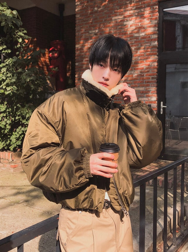 款式超靚！毛絨粒翻領短版拉鏈外套｜2色入