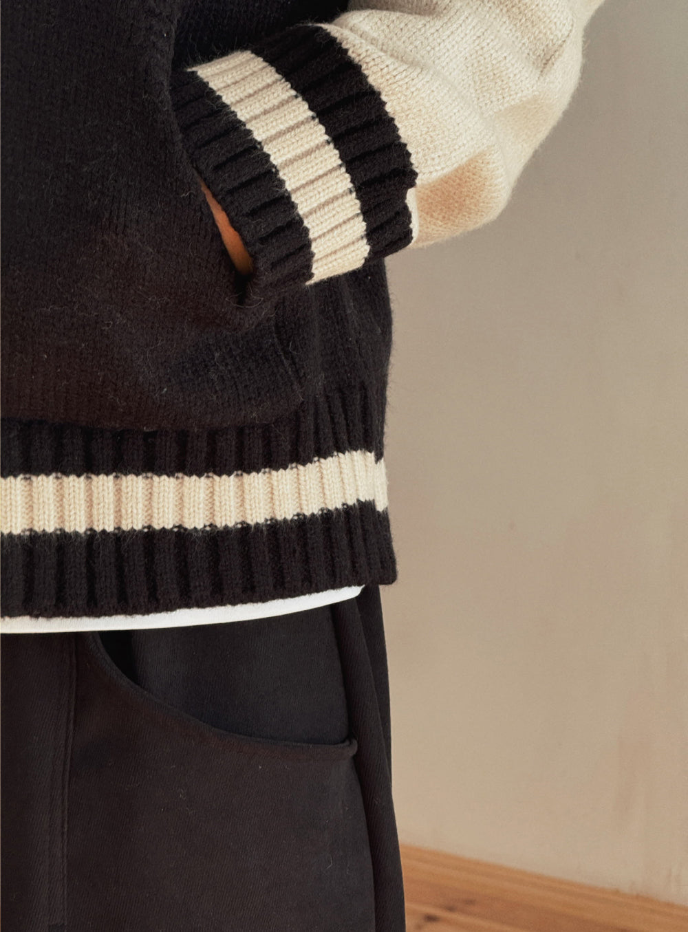 Zip up🧶太陽翻領開胸針織外套｜2色入