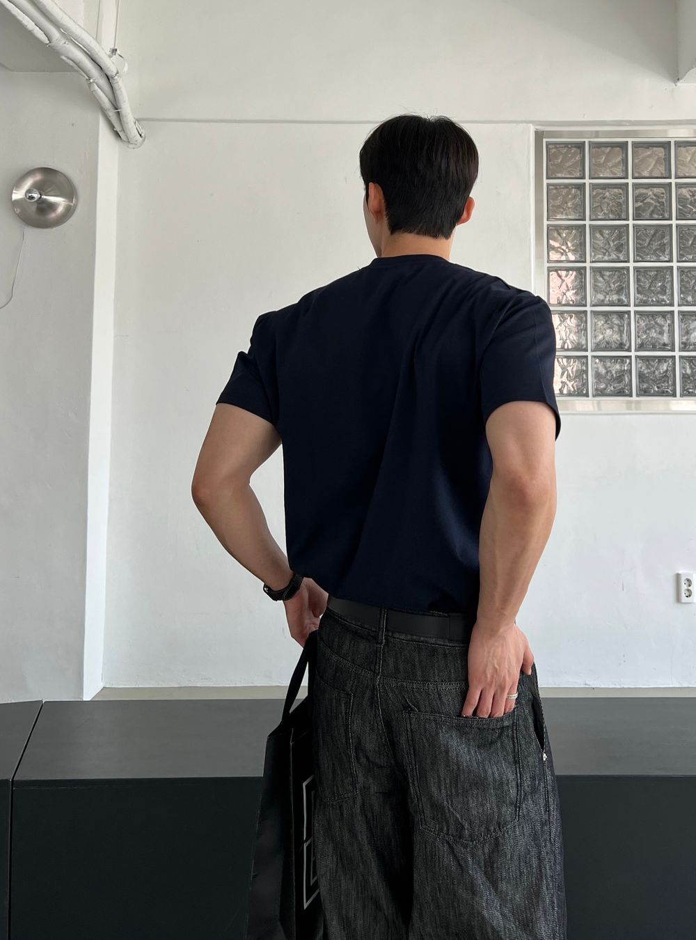 顯身材💪🏻亨利領半修身純色短袖｜10色入