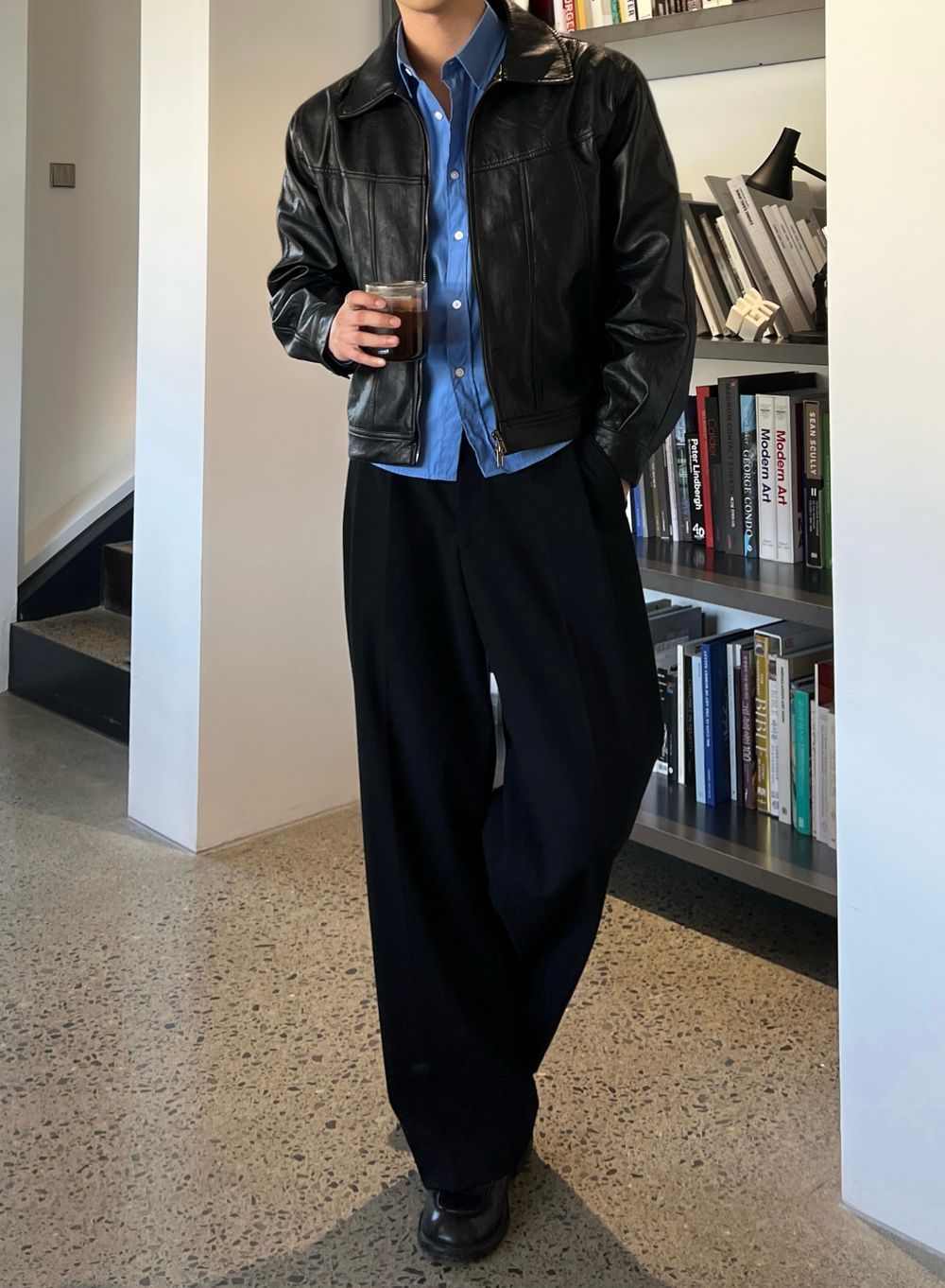 低調光澤感！植物性純素寬鬆短皮褸｜2色入