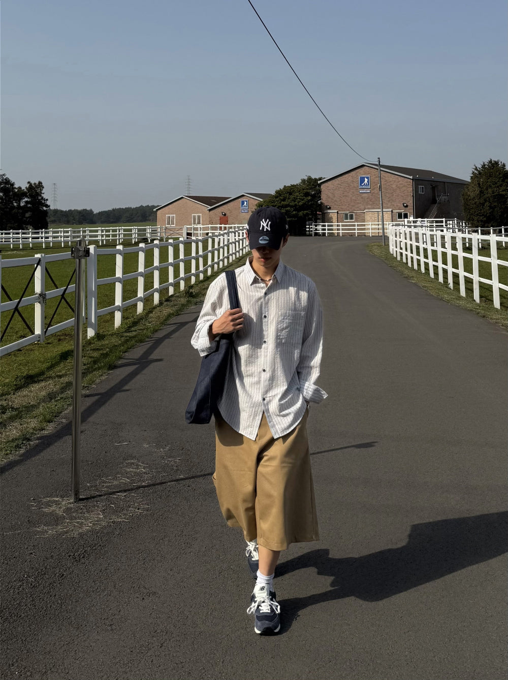 四季皆可穿！泡泡棉短款條紋恤衫｜3色入