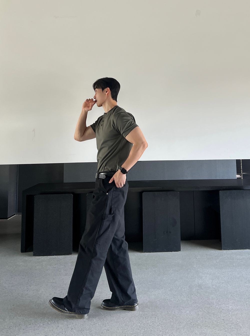顯身材💪🏻亨利領半修身純色短袖｜10色入