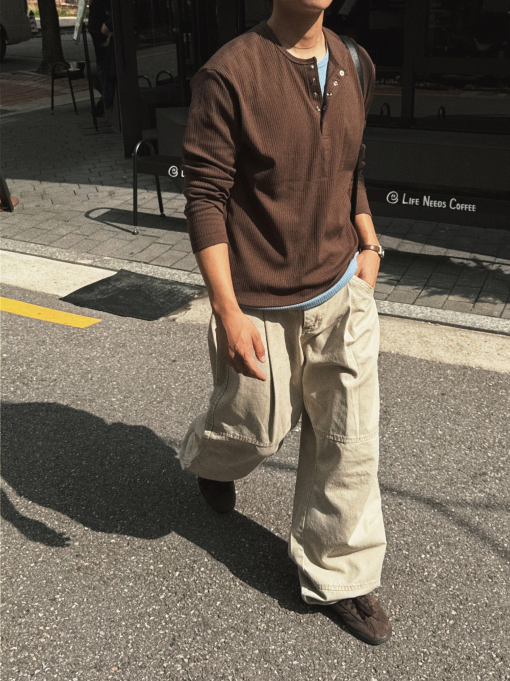 紳士風單品！假兩件細坑紋亨利領Tee｜4色入