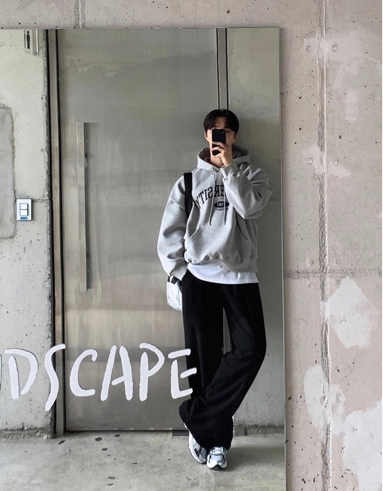 [重磅純棉]University 刺繡連帽衛衣-GREY