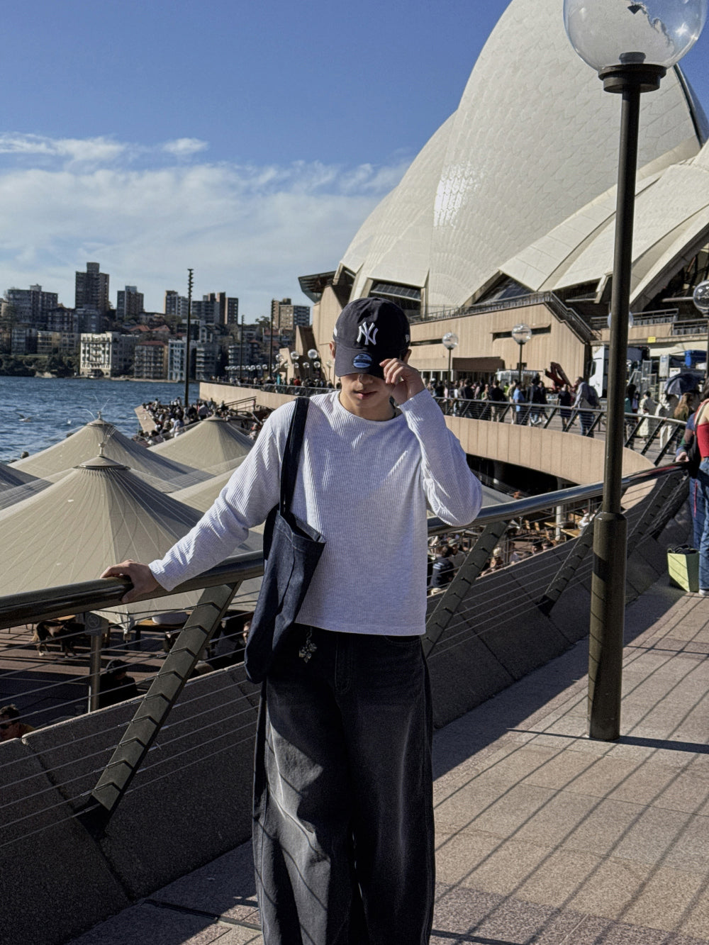 Gym人必備！窩夫紋短款長袖Tee￼