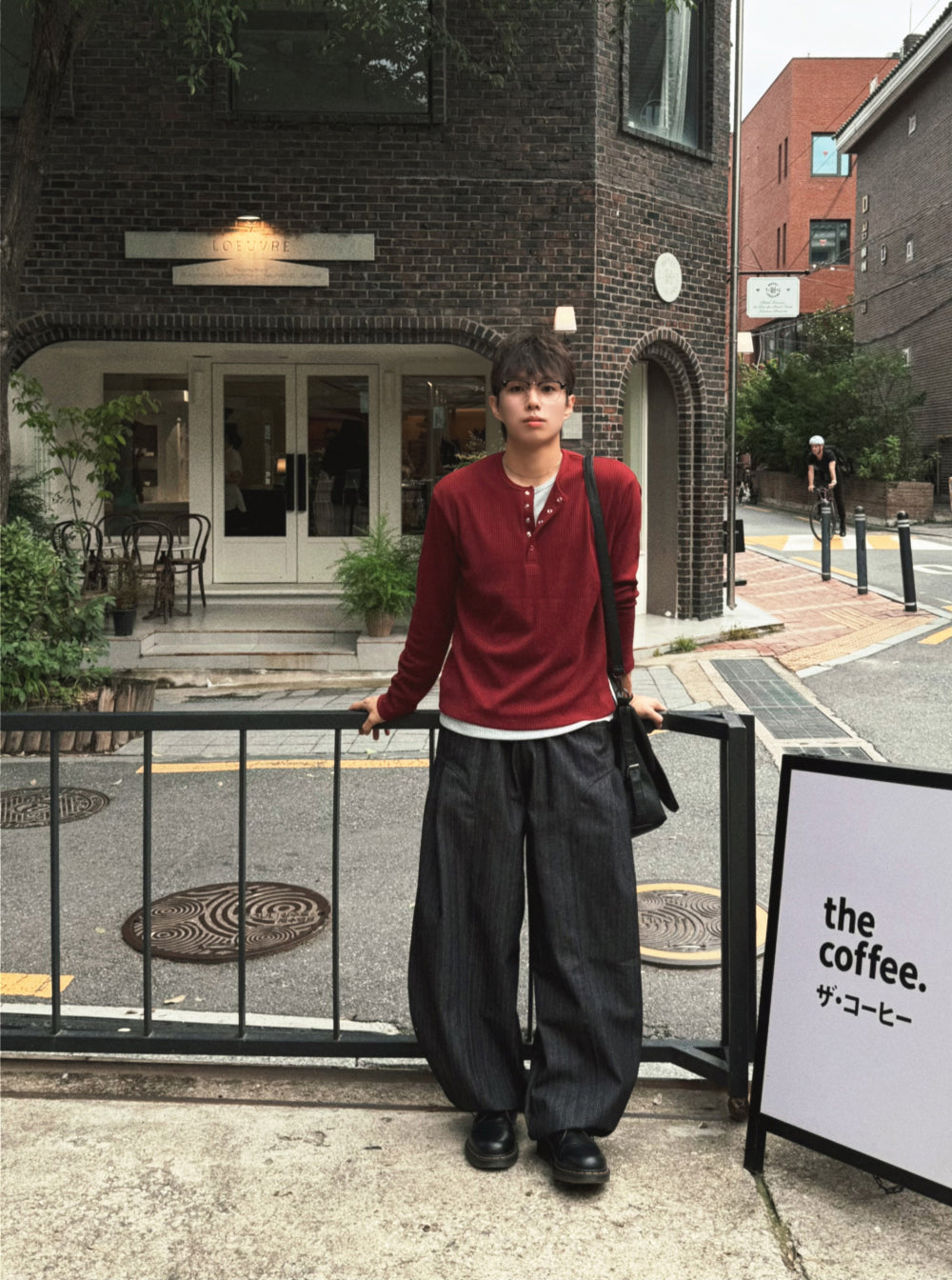 紳士風單品！假兩件細坑紋亨利領Tee｜4色入