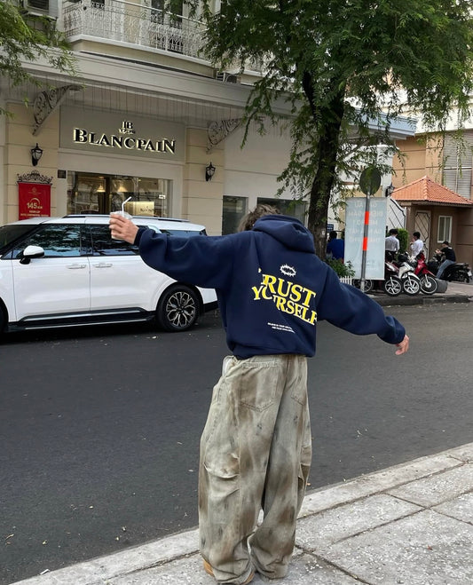 Trust Yourself 美式短版Hoodie🇻🇳