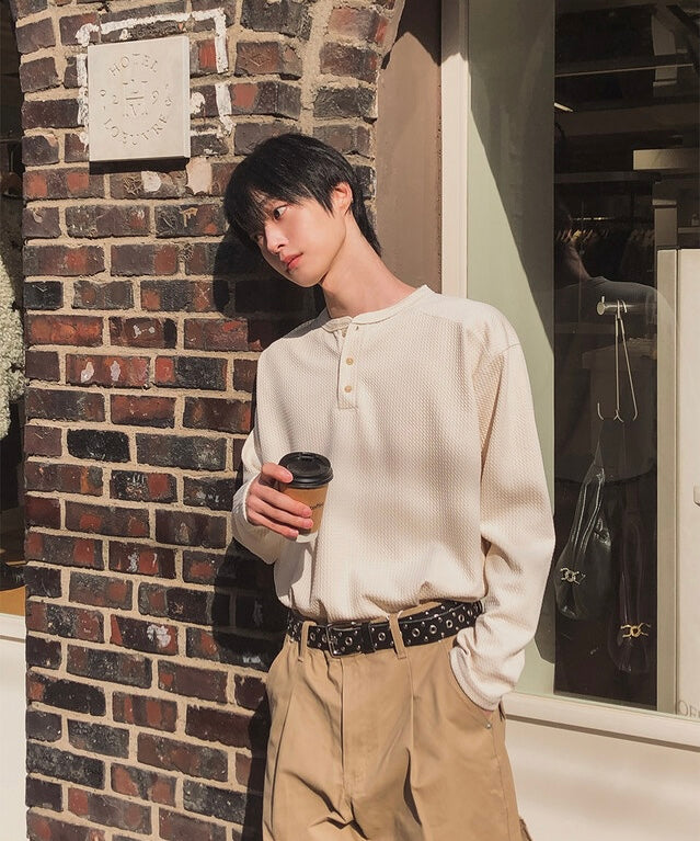 秋冬內搭必備🍂窩夫亨利領長袖TEE｜3色入