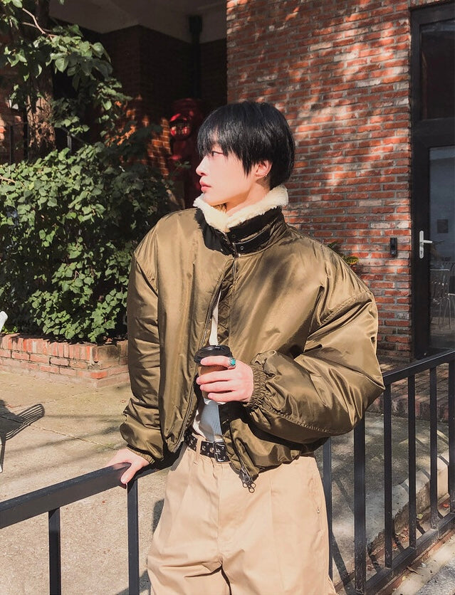 款式超靚！毛絨粒翻領短版拉鏈外套｜2色入