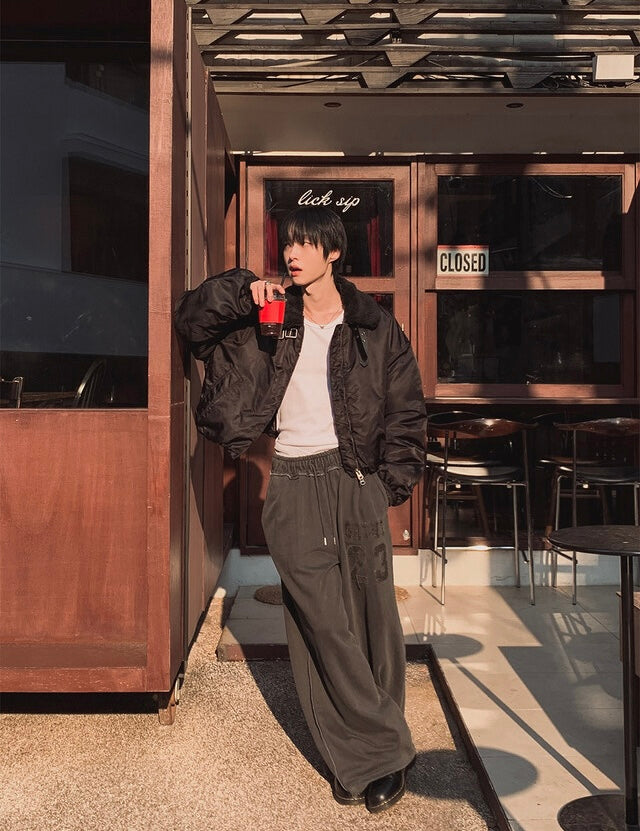 款式超靚！毛絨粒翻領短版拉鏈外套｜2色入