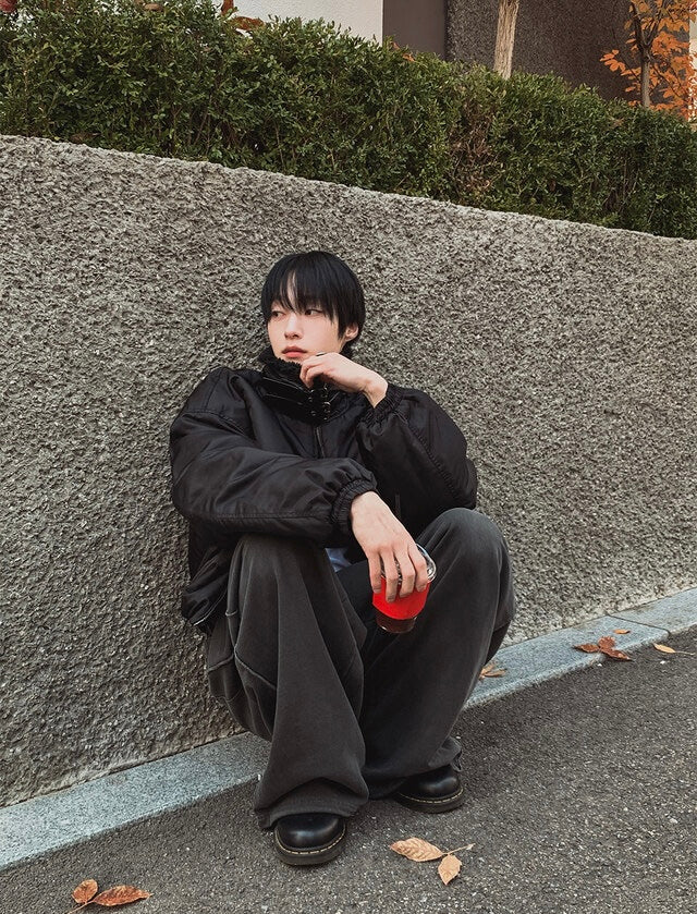 款式超靚！毛絨粒翻領短版拉鏈外套｜2色入