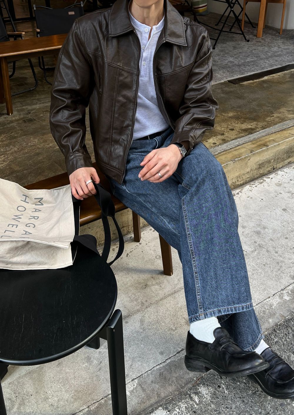 低調光澤感！植物性純素寬鬆短皮褸｜2色入