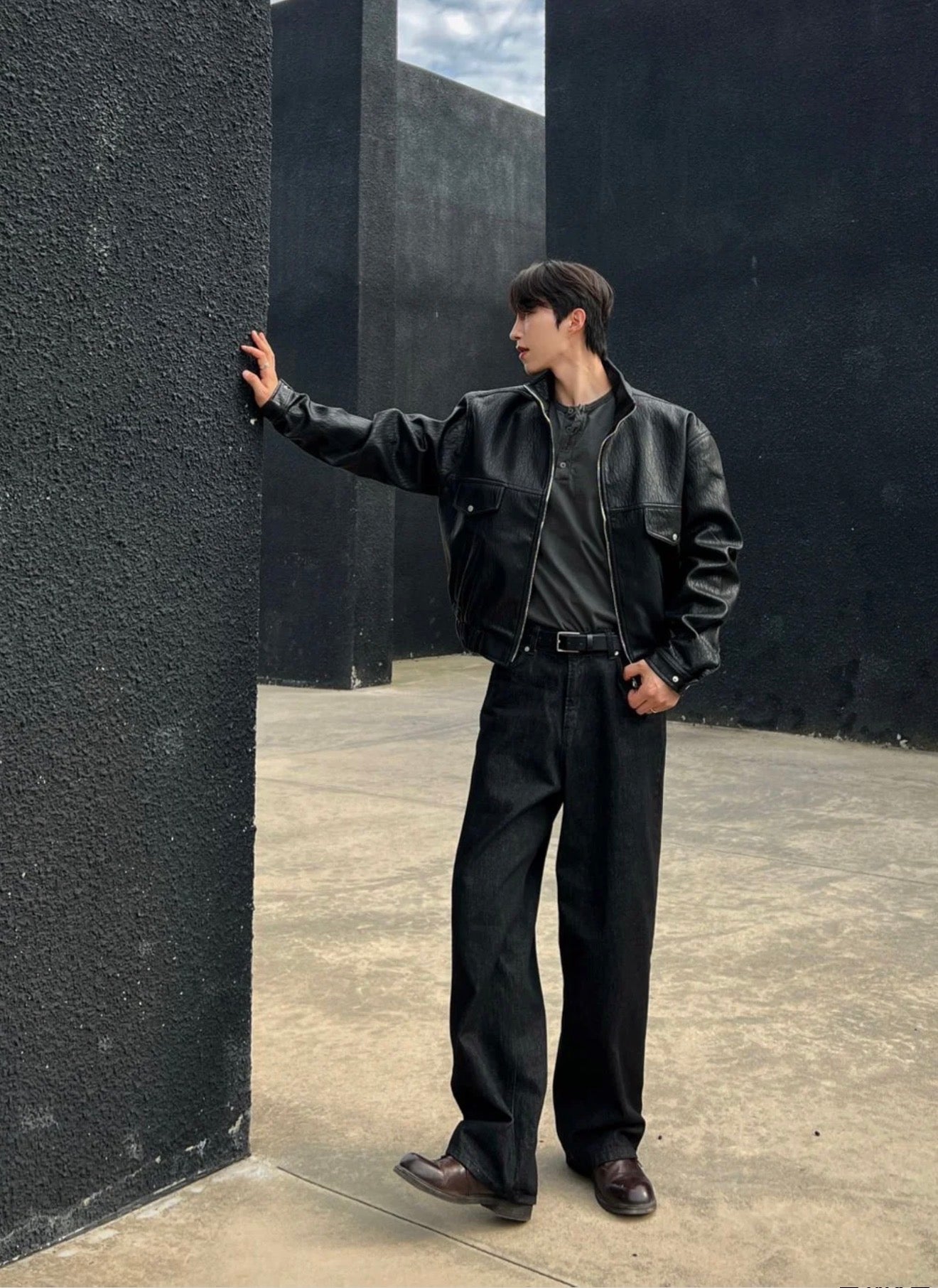 拒絕膠皮！質感紋理復古皮褸｜2色入