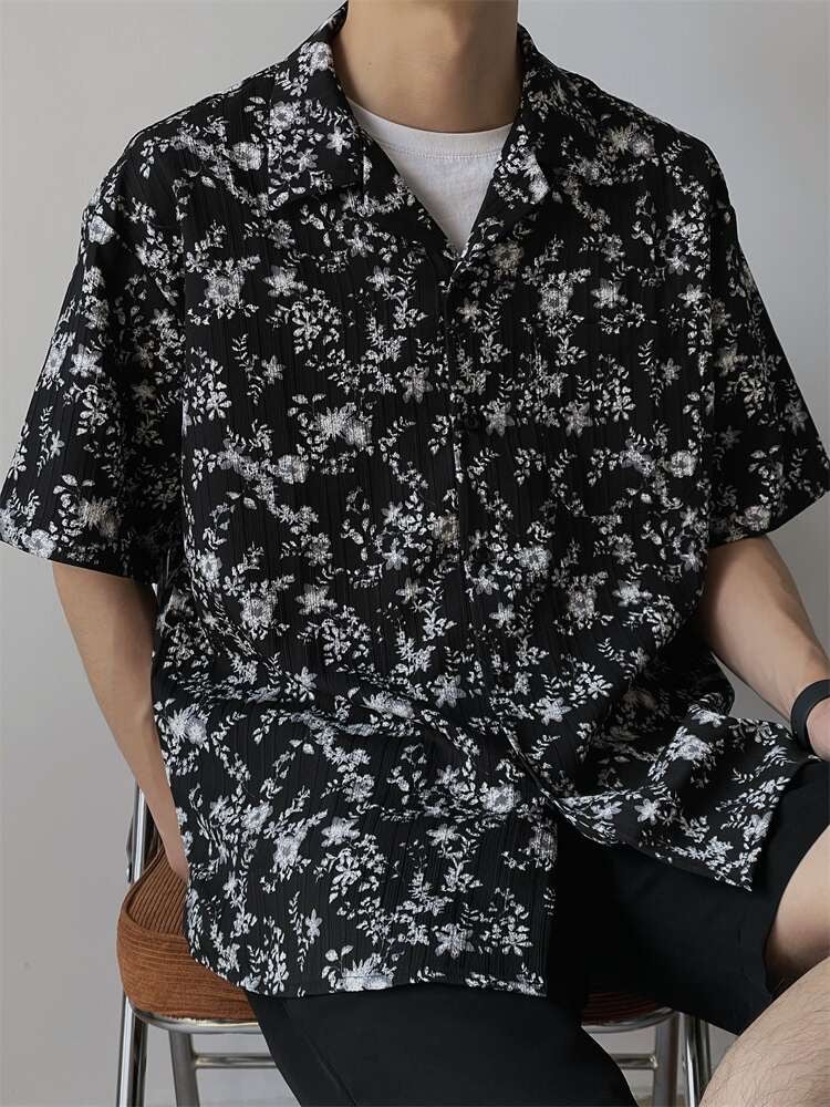 Pattern printed shirt