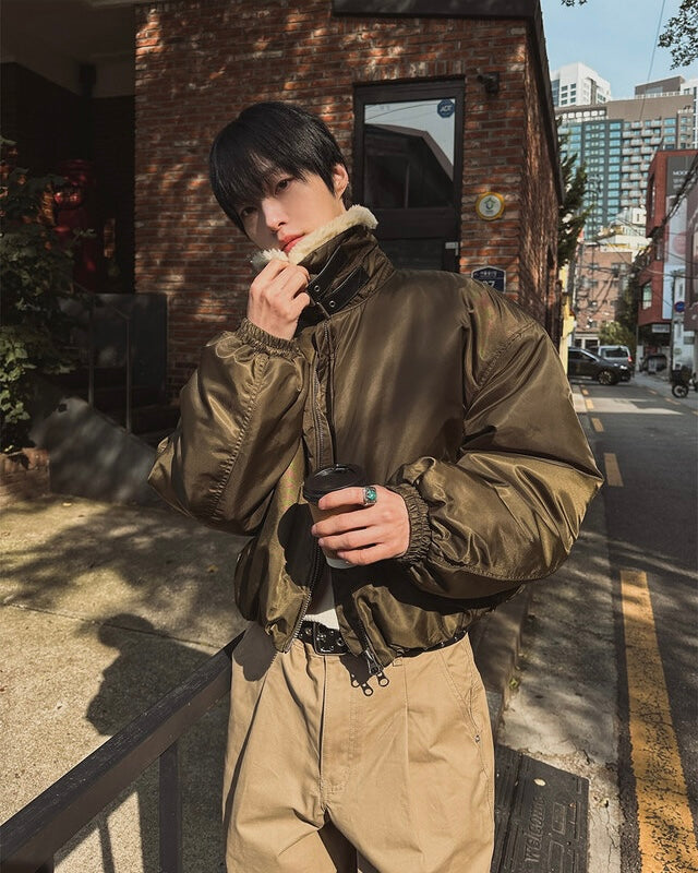 款式超靚！毛絨粒翻領短版拉鏈外套｜2色入