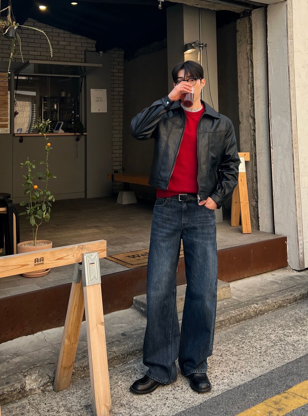 低調光澤感！植物性純素寬鬆短皮褸｜2色入