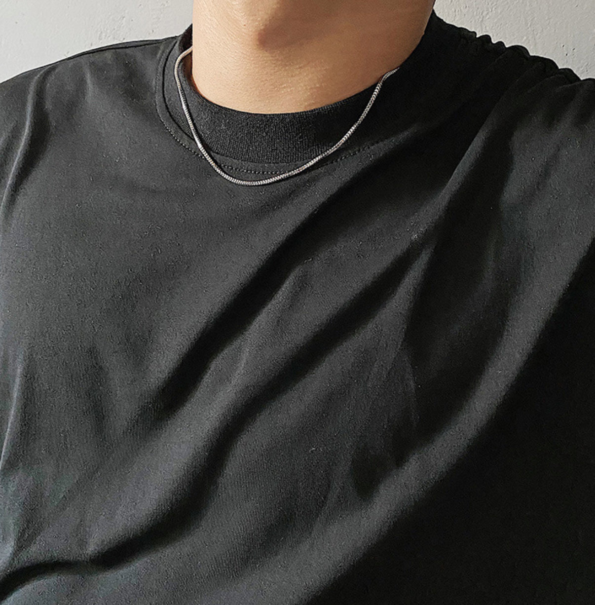 Basic snake chain necklace