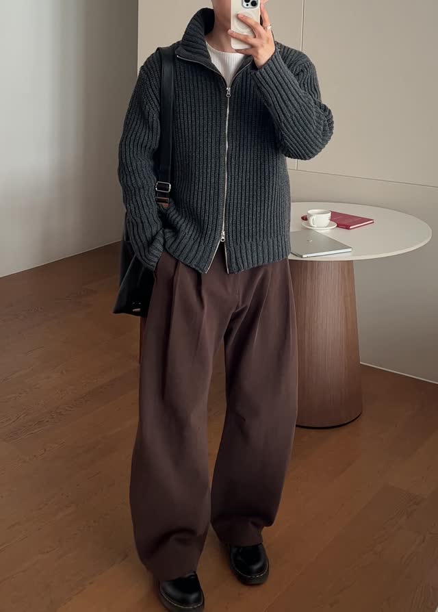 無負擔剪裁加分！韓系弧形雙褶休閒褲｜4色入