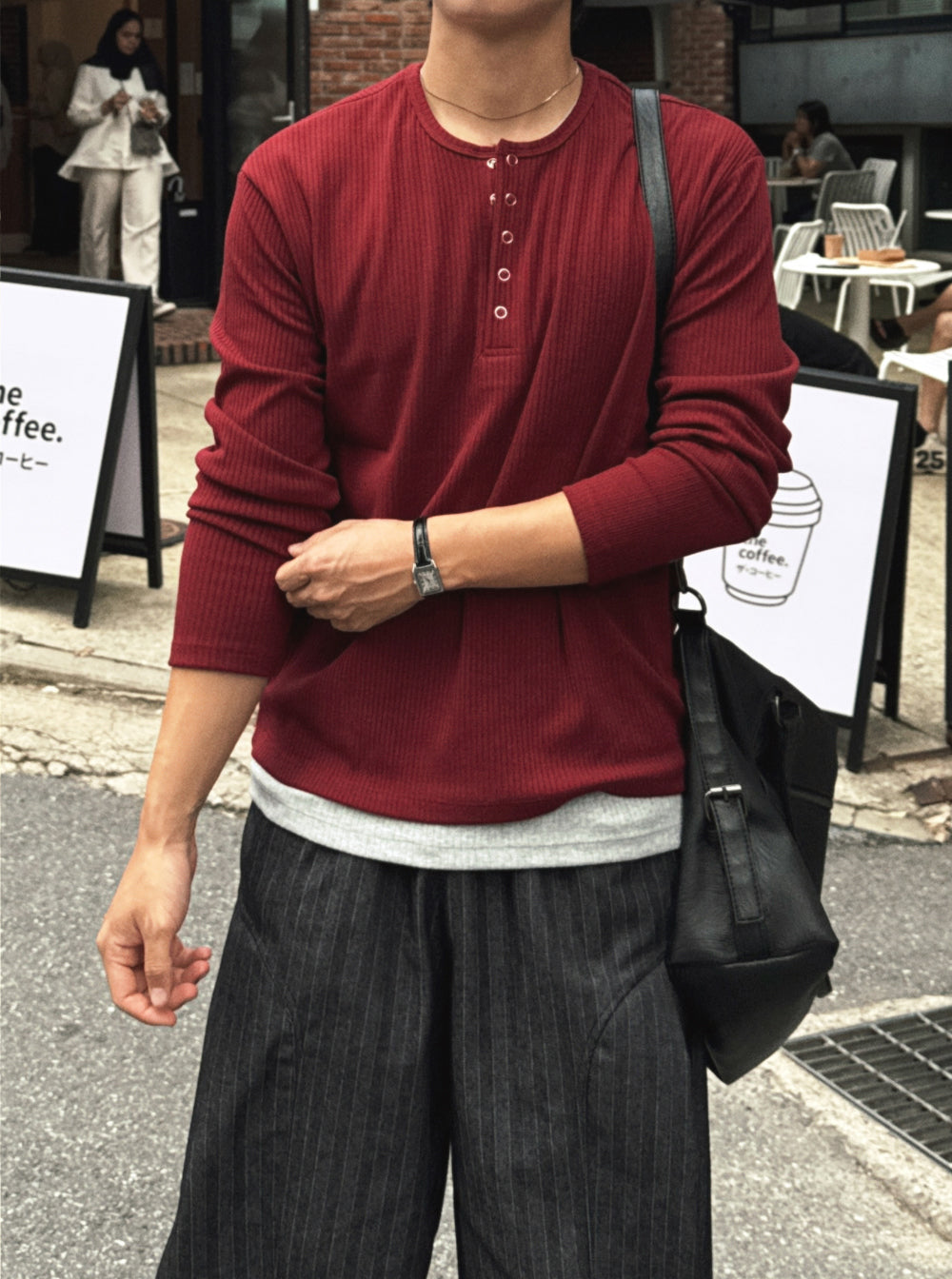 紳士風單品！假兩件細坑紋亨利領Tee｜4色入