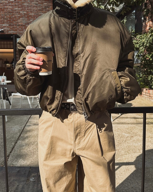 款式超靚！毛絨粒翻領短版拉鏈外套｜2色入