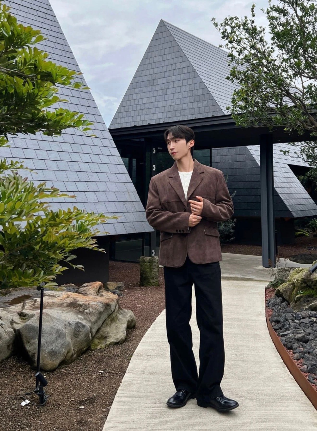 成熟風💼韓系麂皮西裝外套｜2色入