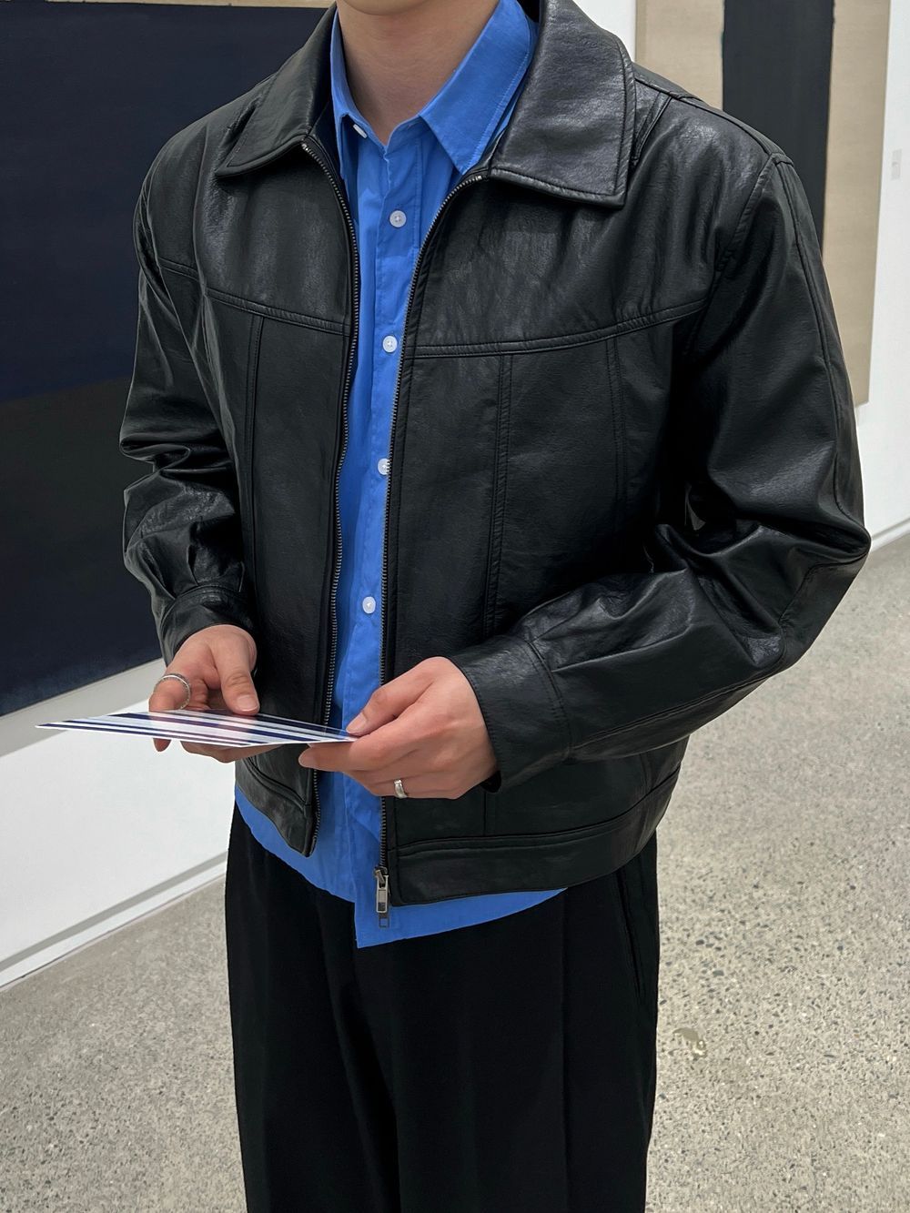 低調光澤感！植物性純素寬鬆短皮褸｜2色入